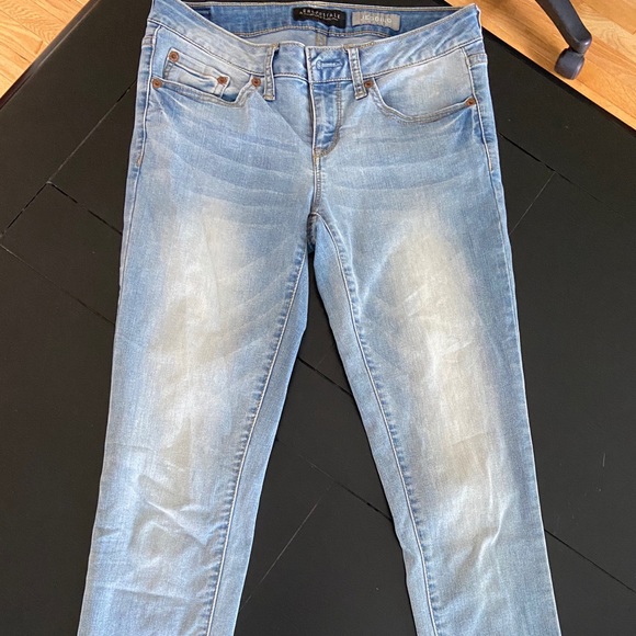 Aeropostale Light Blue Jeggings! 4Regular - Picture 2 of 4